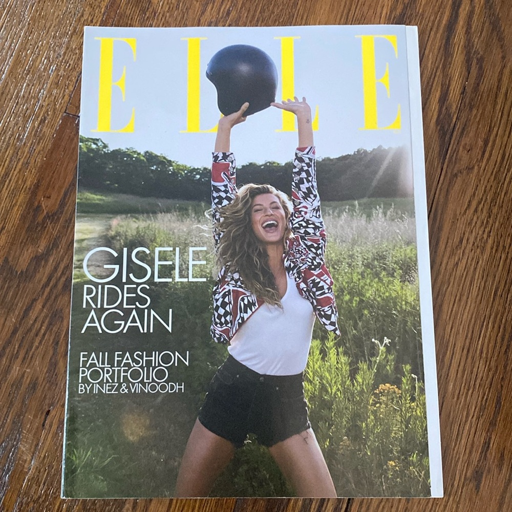 Elle Magazine - October 2022 - Gisele - NEVER READ!      fashion magazines girls